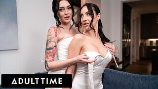 ADULT TIME - Érzéki, romantikus legelső dugás a friss lesbi feleségek, Charlotte Sins és Melissa Stratton között