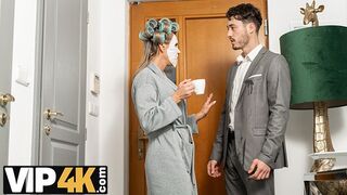 Az koros világos szőke francia mami újra csábít zsenge fickót