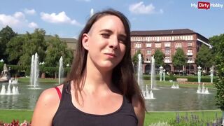 Német turista spiné kültéri anális hancúrozása