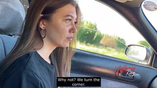 Ringyó leszívja a falloszt az autóban és megcsalja a pasiját