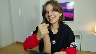Tinédzser amatőr kurva őrült arcra élvezés válogatása - forró szájba spriccelés és játék a gecivel!