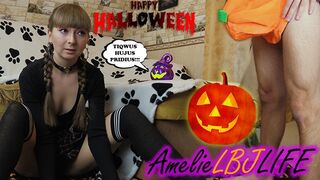 Kicsike boszorkány megidézi a bazinagy pélót és keményen megbasszák, hogy beleélvezzen a puncijába - halloween 2020