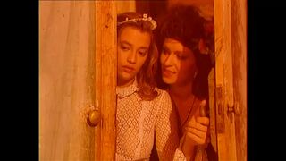 Kolosszális didkós csajok könyörtelenül cidázzák és lovagolják a vastag farkakat retro válogatásban
