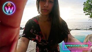 WifeBucket Vágyai - Gyöngéd MILF Lovagol a Naplementében Nagyméretű Mellekkel és Szenvedéllyel